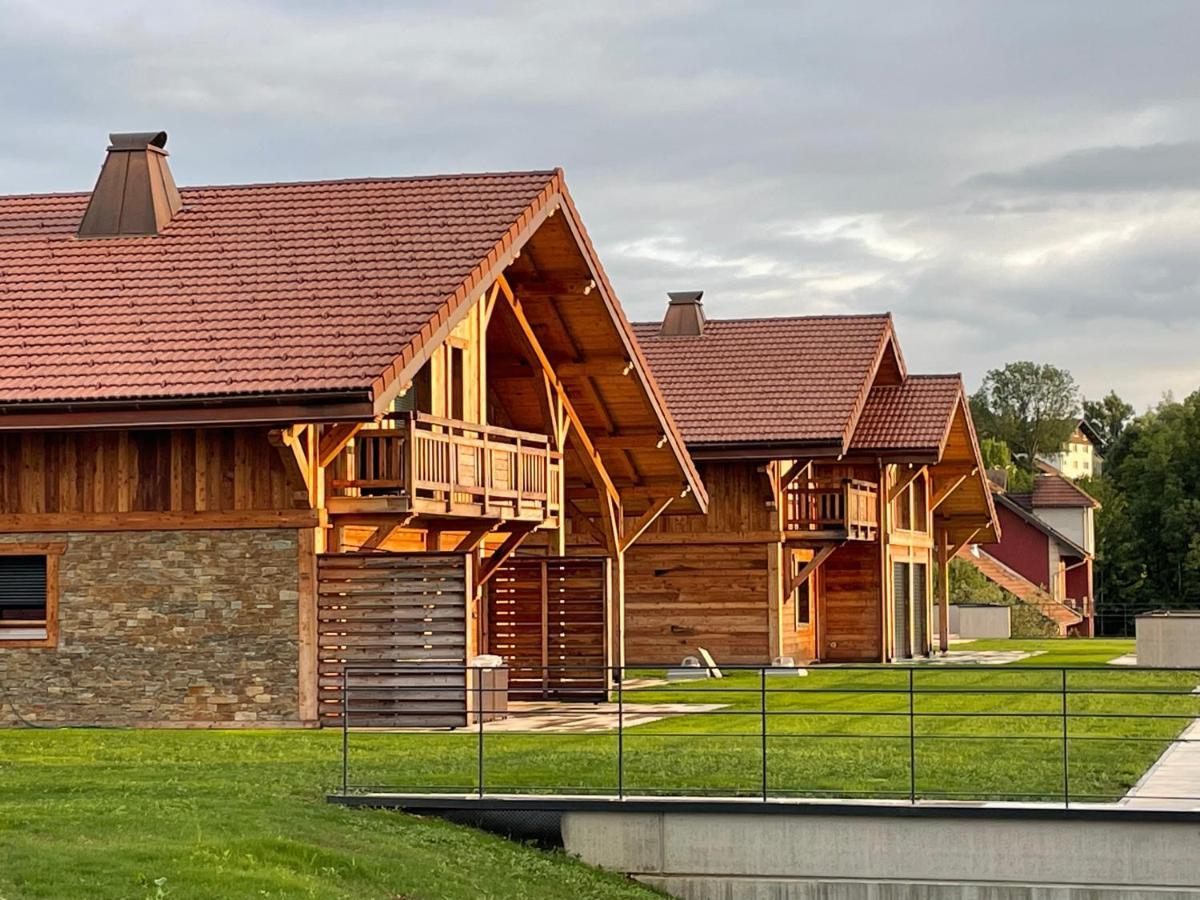 Chalets Coeur Du Lac 马尔比伊松 外观 照片