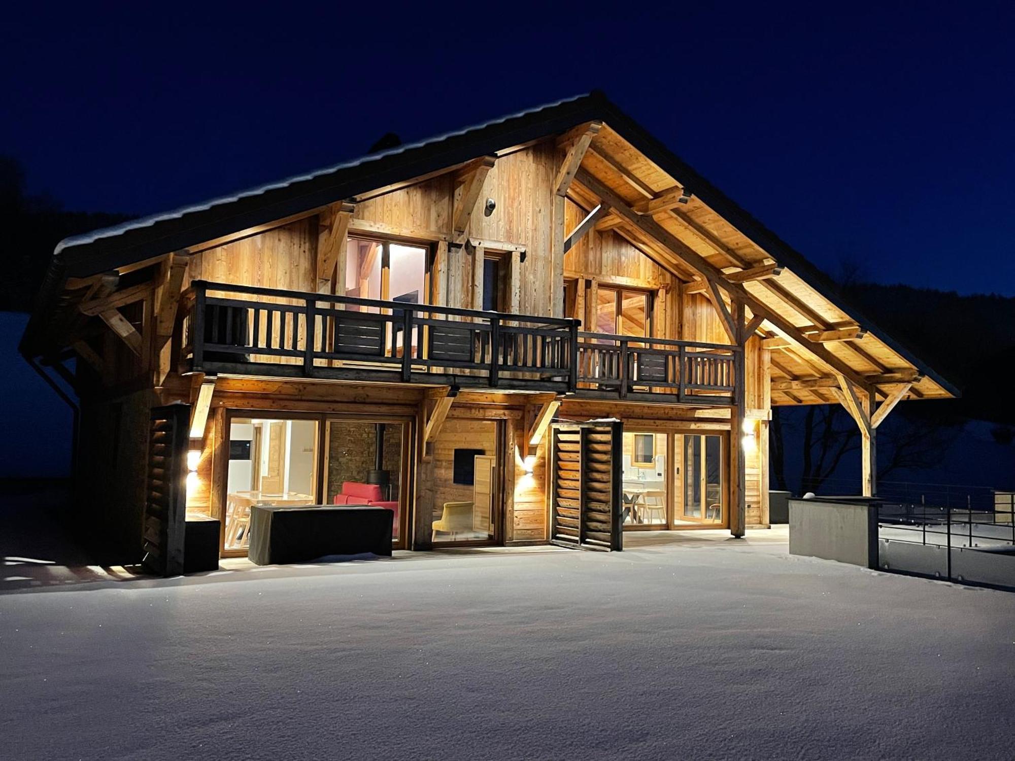 Chalets Coeur Du Lac 马尔比伊松 外观 照片